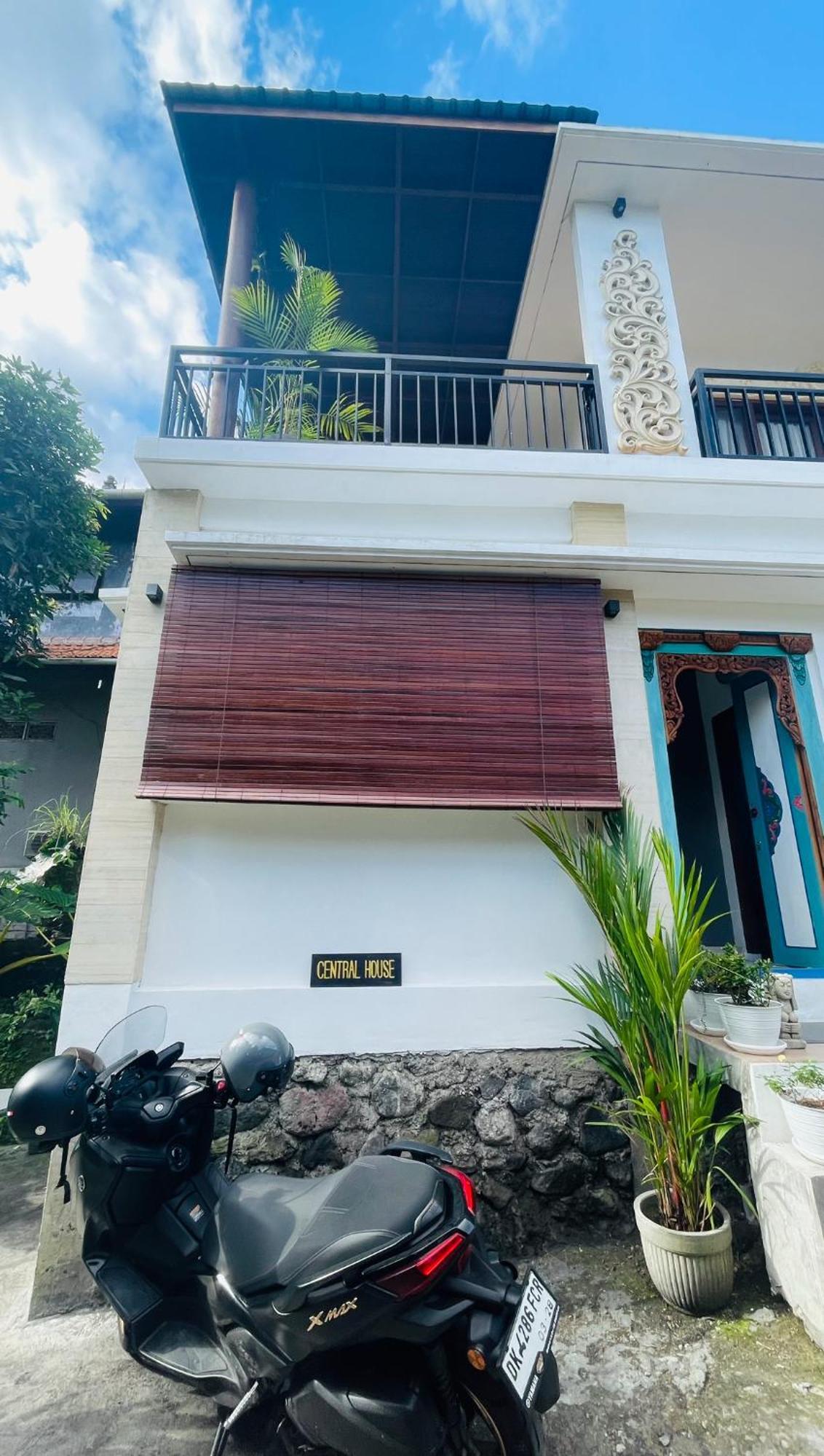 Central House Ubud  Exterior photo
